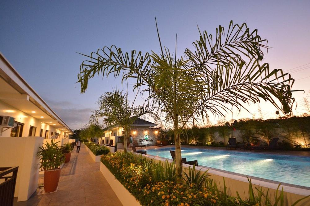 Готель Southwind Palawan Puerto Princesa Екстер'єр фото